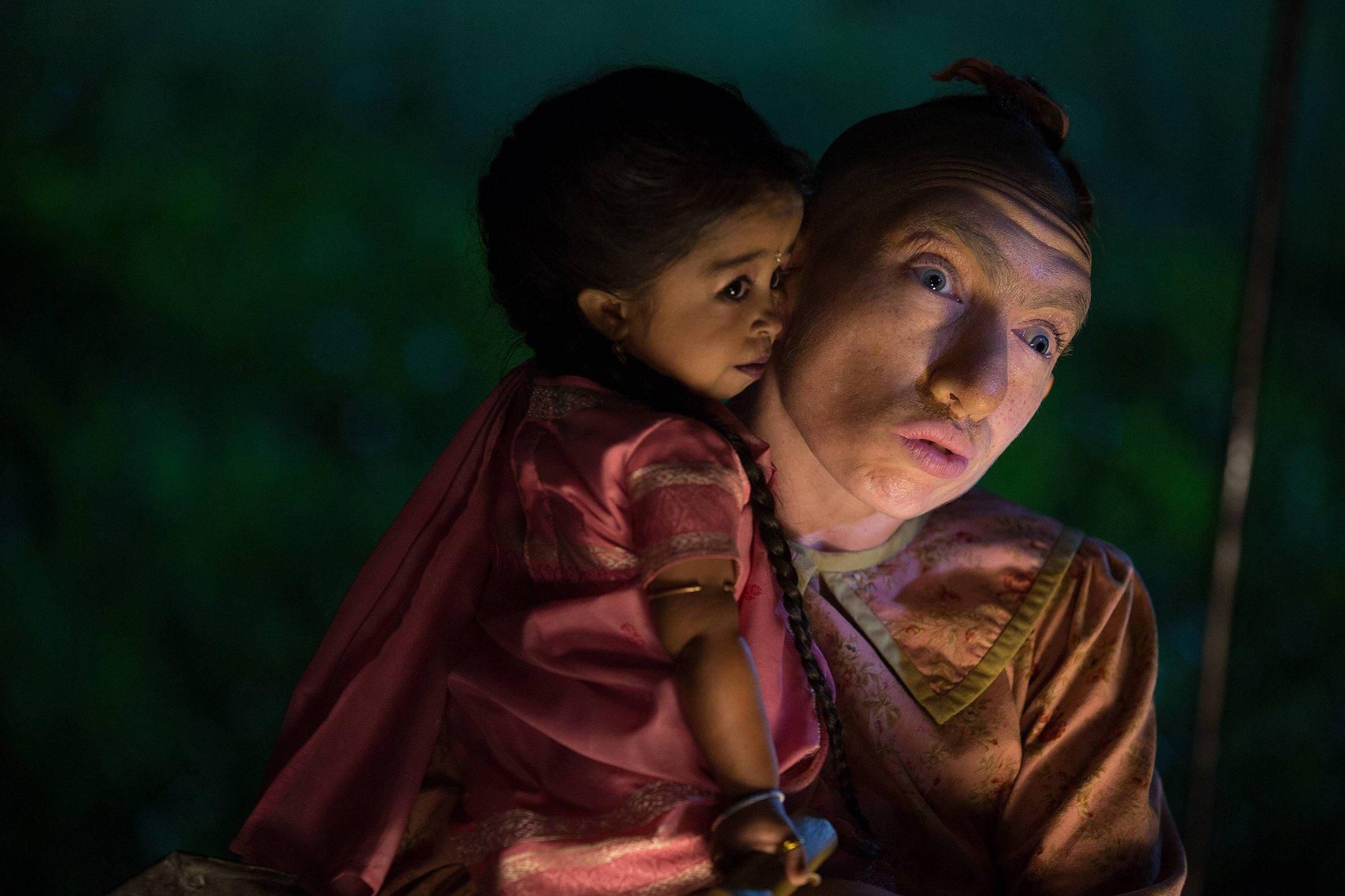 American Horror Story American Horror Story Photo Jyoti Amge 690 sur 943 AlloCiné