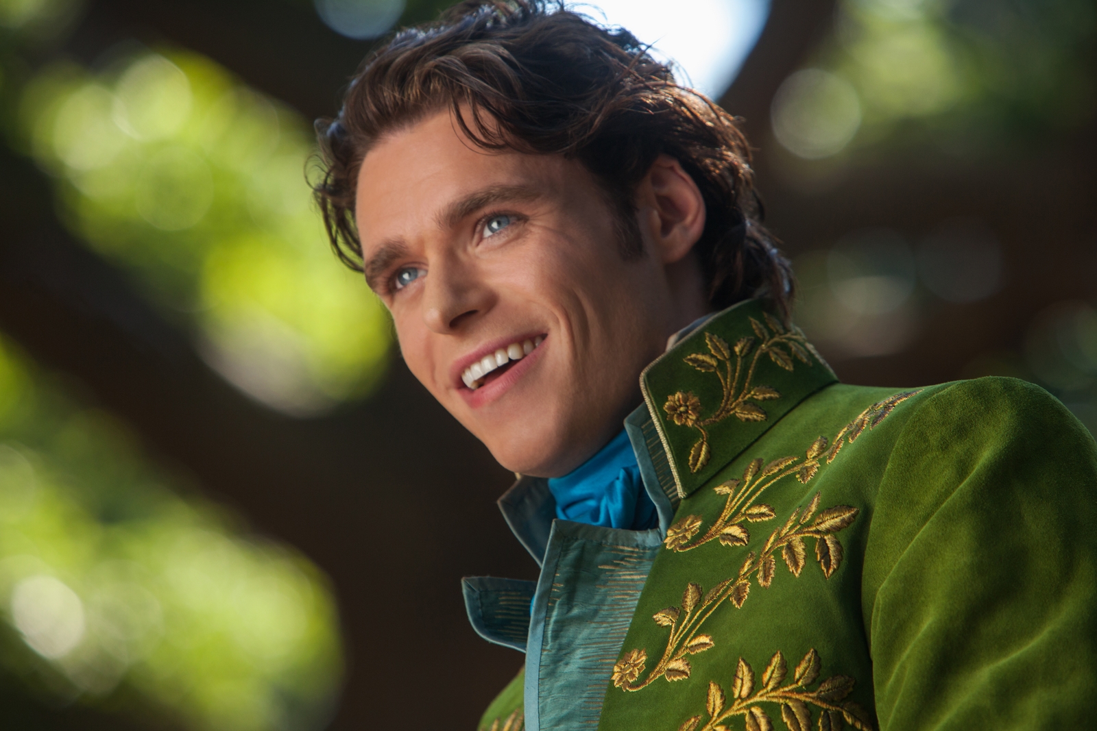 Photo de Richard Madden - Cendrillon : Photo Richard Madden - Photo 66 sur  91 - AlloCiné