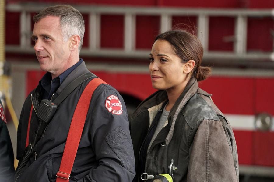 Chicago Fire : Chicago Fire : Photo David Eigenberg, Monica Raymund - 712  sur 1191 - AlloCiné