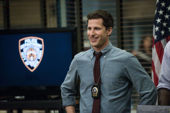 Poster Brooklyn Nine-Nine saison 3 - Affiche 215 sur 689 - AlloCiné