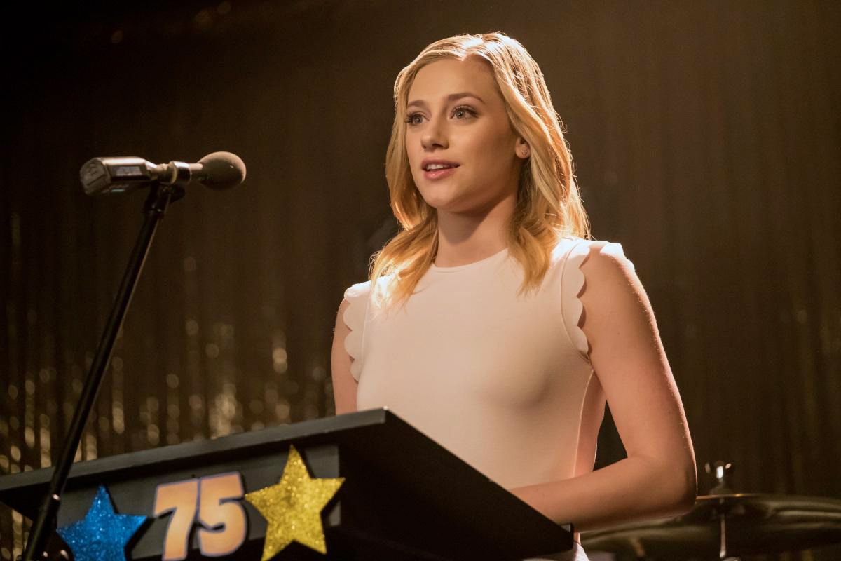 Films Et Séries Tv Avec Lili Reinhart Riverdale : Photo Lili Reinhart - 325 sur 425 - AlloCiné