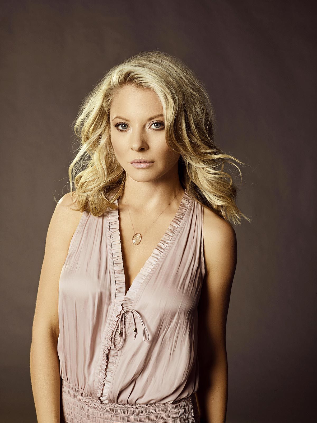 Kaitlin Doubleday Wallpaper