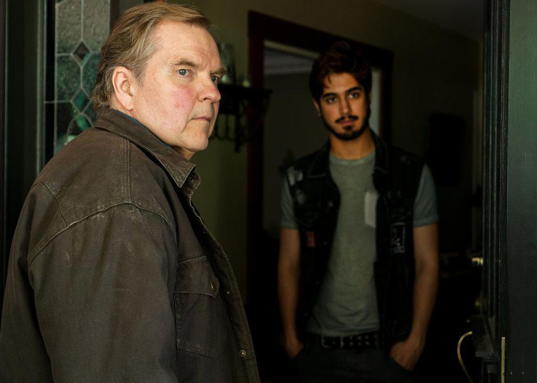 Ghost Wars Ghost Wars Photo Meat Loaf, Avan Jogia 39 sur 65