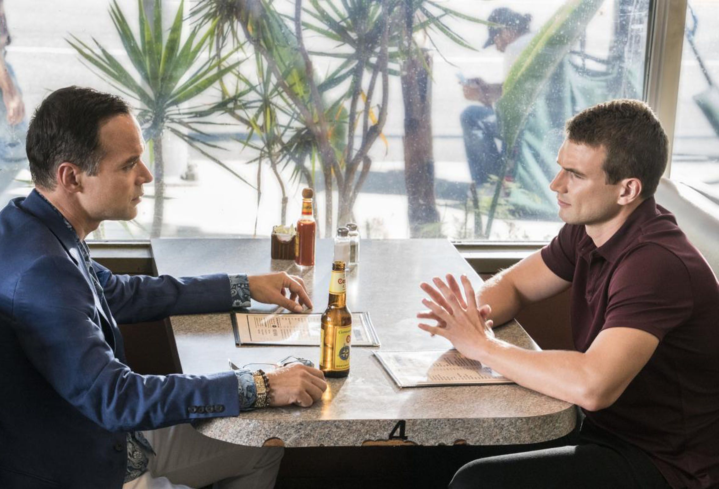 Alex Russell Films Et Programmes Tv S.W.A.T. (2017) : Photo Alex Russell, Rudolph Martin - 247 sur 280