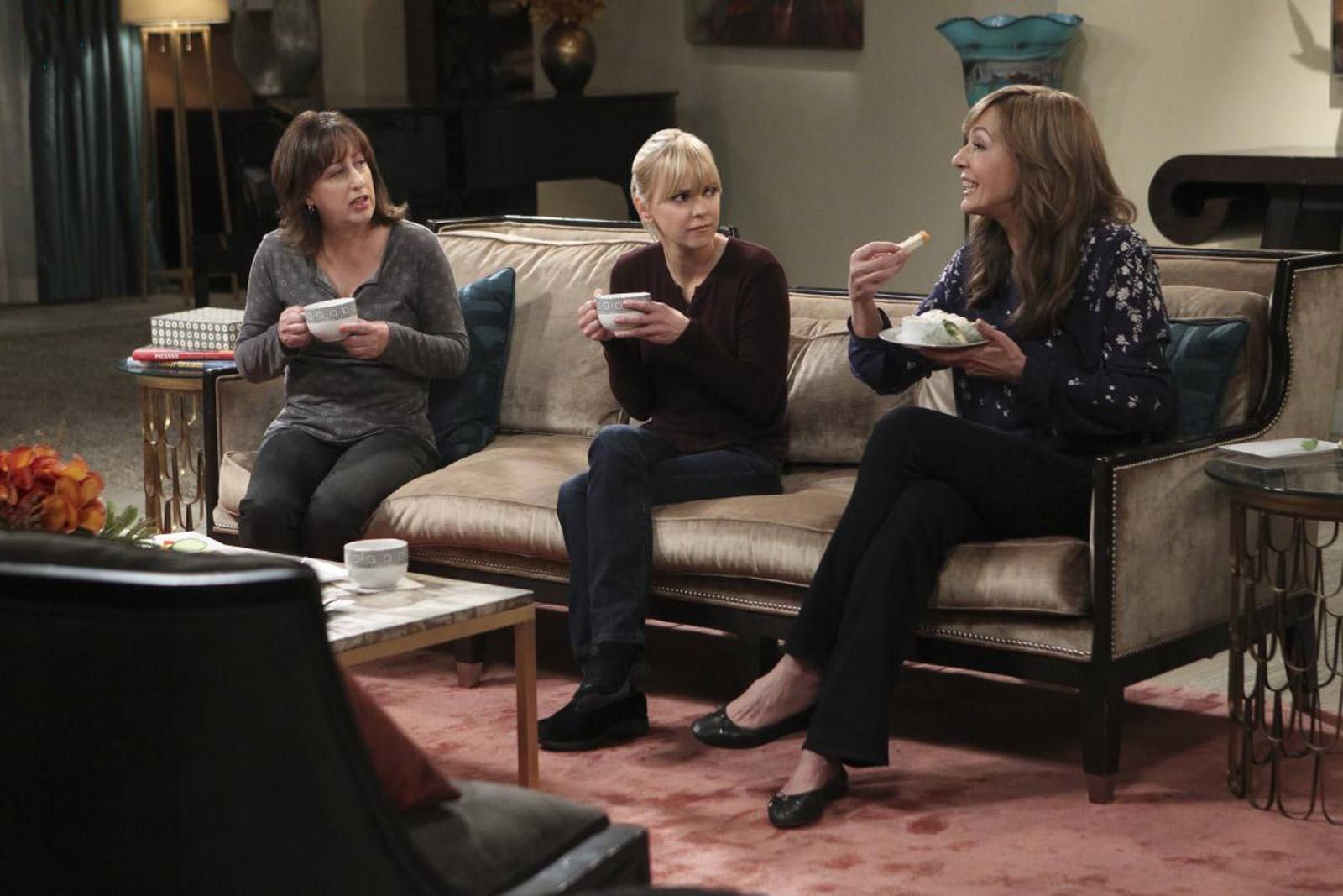 Mom Photo Allison Janney Anna Faris Beth Hall 157 Sur 471 Allociné