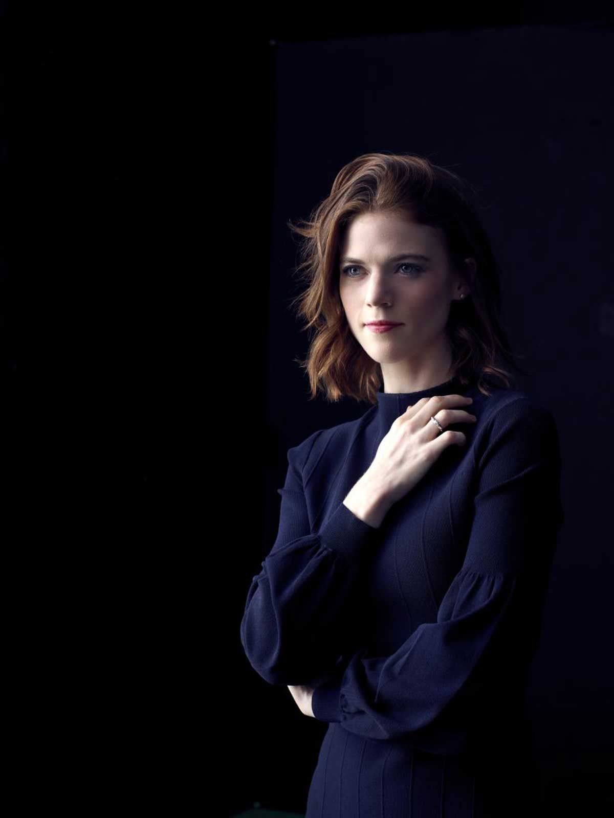 Rose Leslie Nide