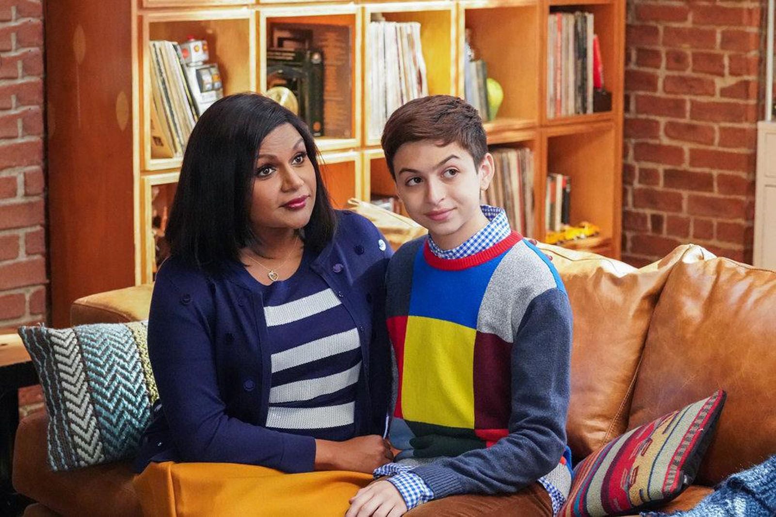 champions-champions-photo-mindy-kaling-josie-totah-9-sur-53