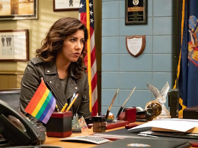Photo de Stephanie Beatriz Brooklyn NineNine Photo Stephanie Beatriz Photo 58 sur 129