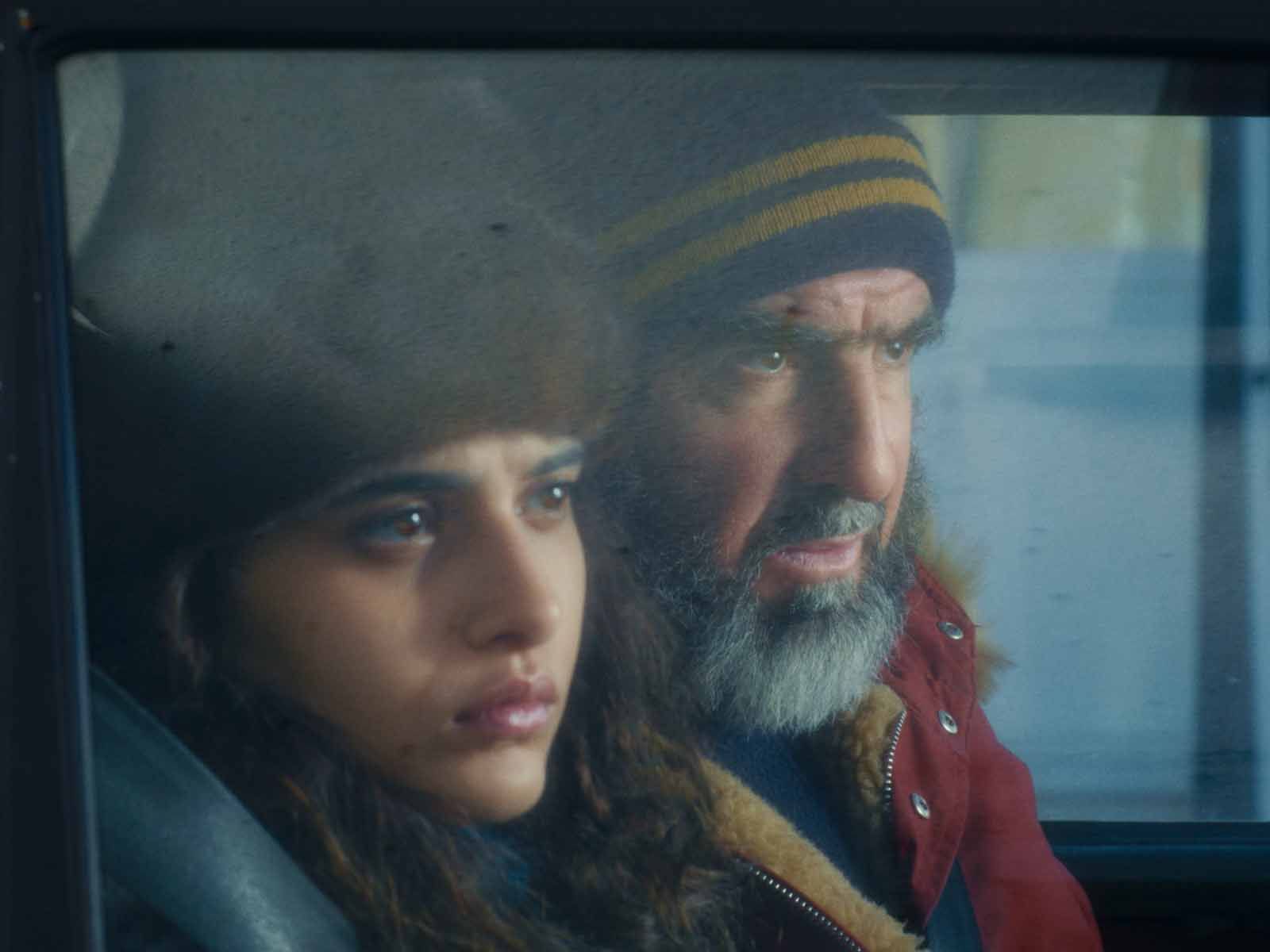 Film La Liste Avec Eric Cantona Photo de Eric Cantona - Ulysse & Mona : Photo Eric Cantona, Manal Issa