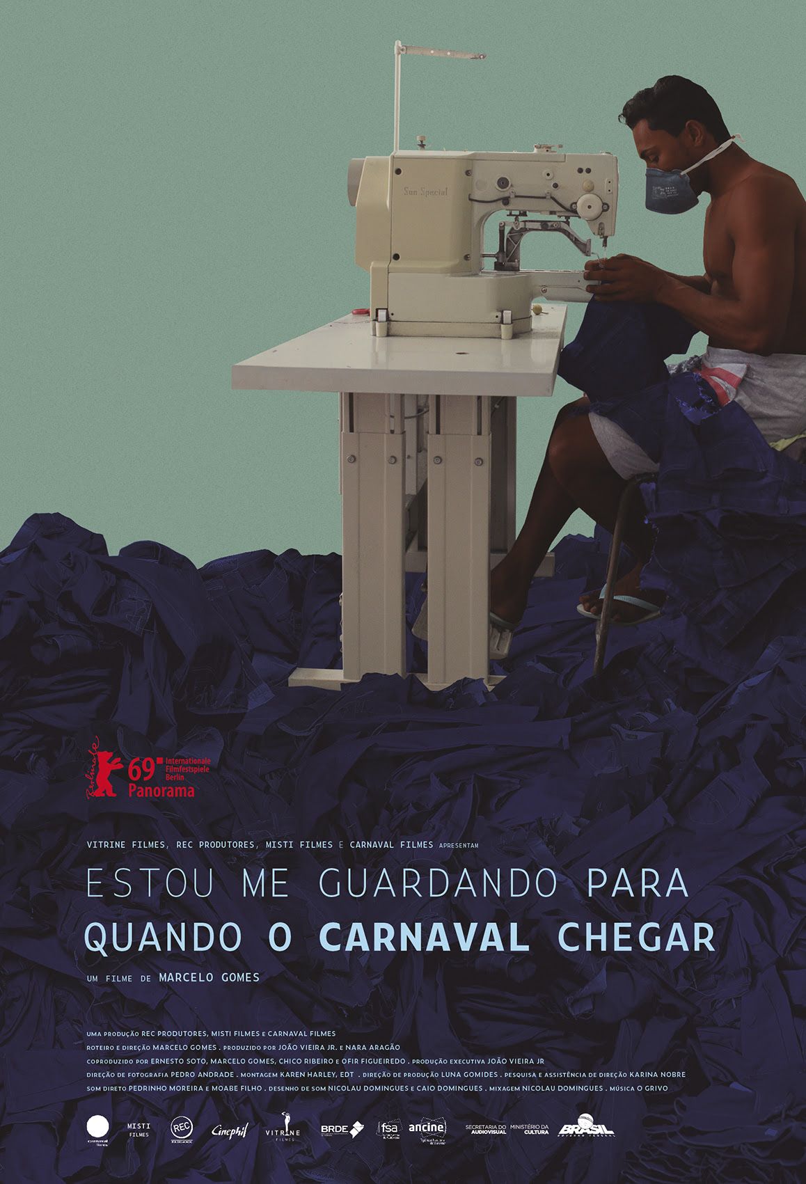 EN ATTENDANT LE CARNAVAL