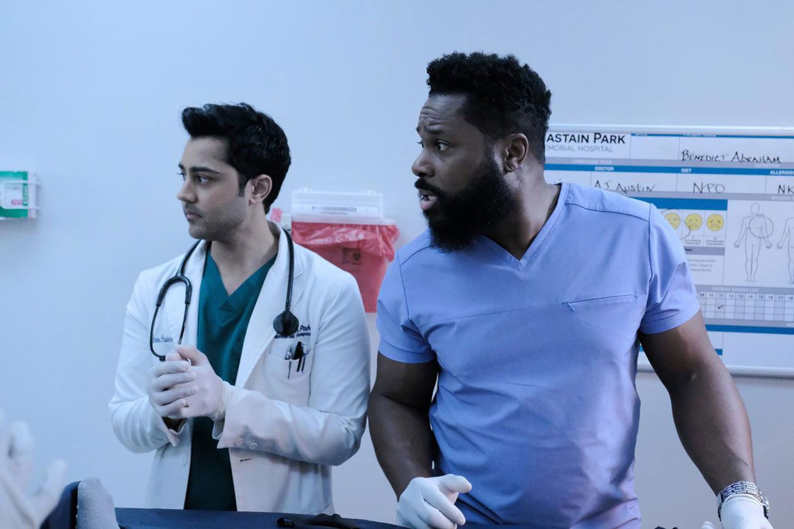 malcolm jamal warner the resident cast