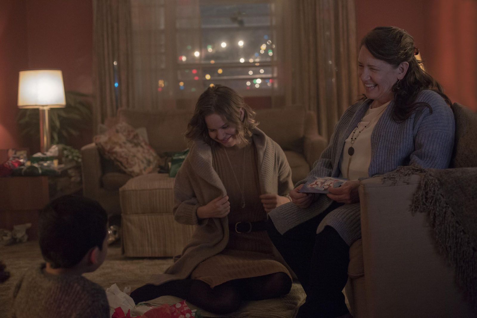 The Handmaid's Tale La Servante écarlate Saison 5 The Handmaid’s Tale : la servante écarlate : Photo Ann Dowd, Emily