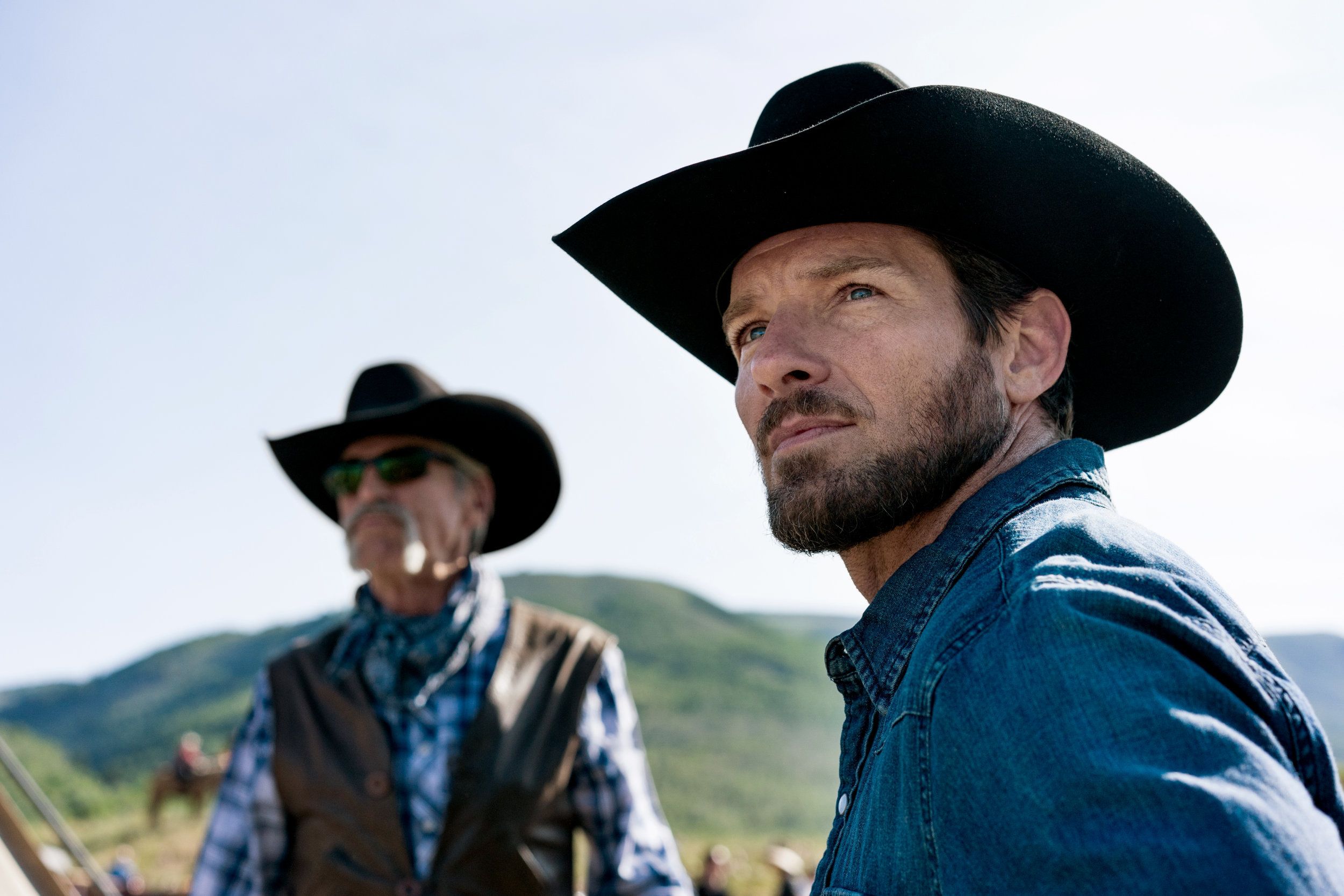 Films Et Séries Tv Avec Forrie J Smith Yellowstone : Photo Forrie J. Smith, Ian Bohen - 45 sur 54 - AlloCiné