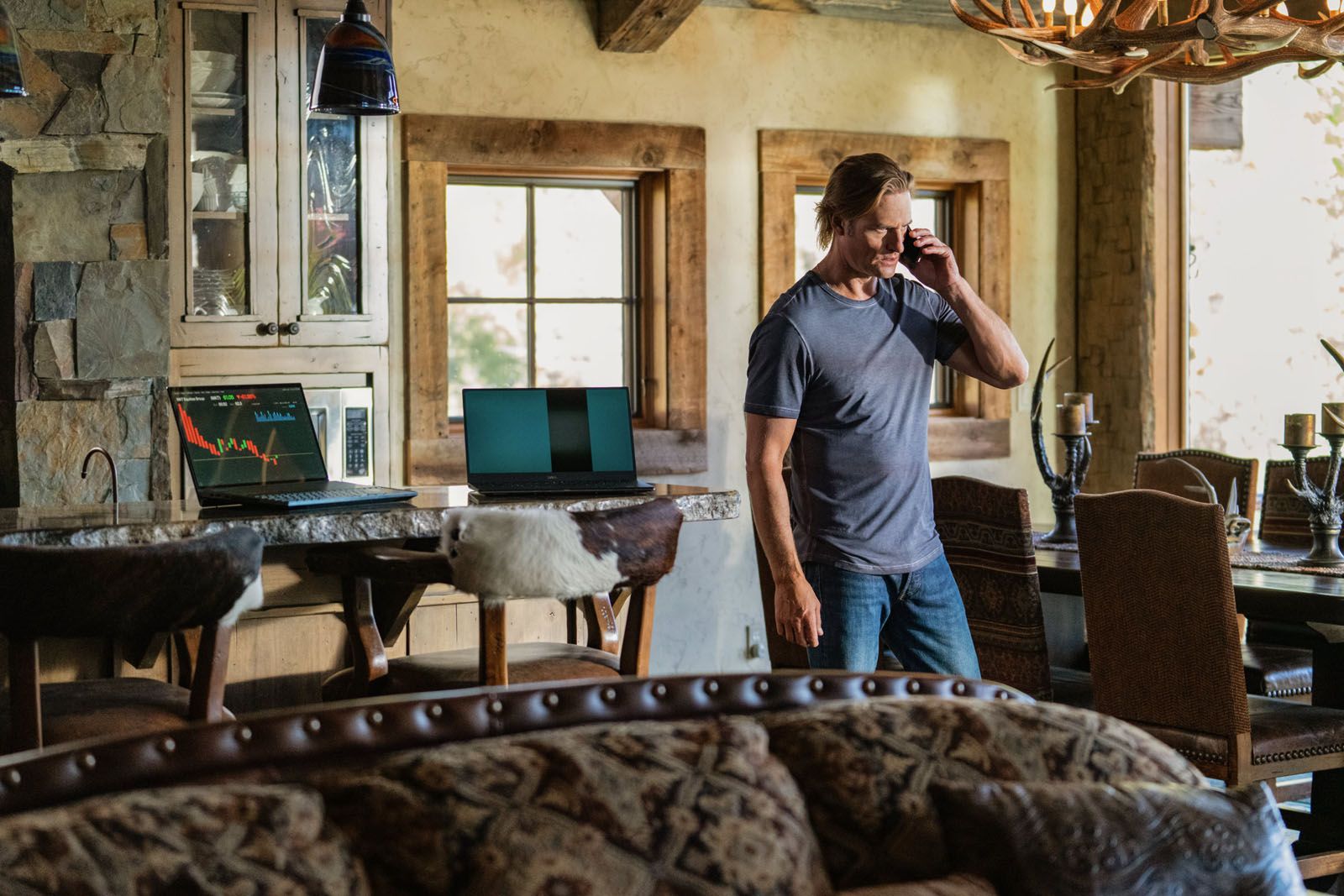 Yellowstone Yellowstone Photo Josh Holloway 36 sur 99 AlloCiné