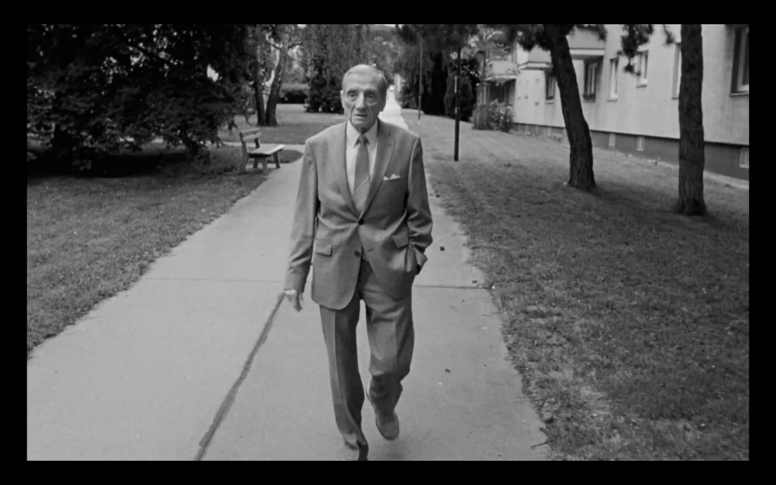 Photo du film Aufzeichnungen aus der Unterwelt Photo 1 sur 8 AlloCiné