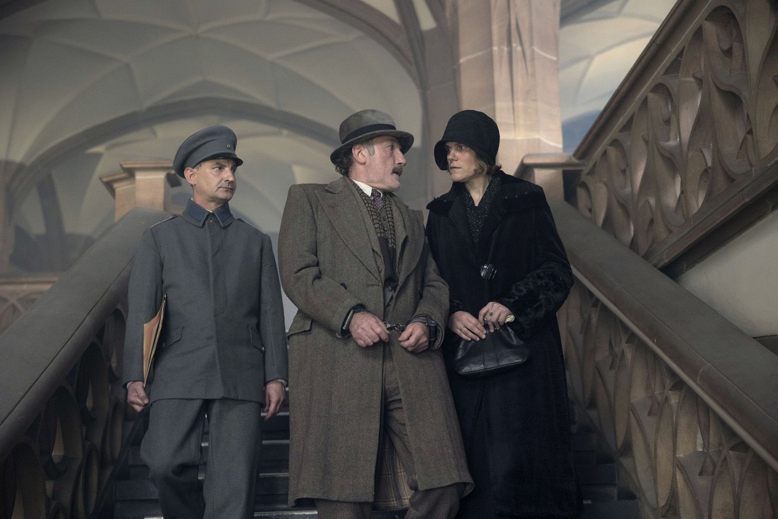 Babylon Berlin : Babylon Berlin : Photo Fritzi Haberlandt, Karl