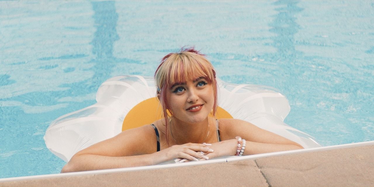 Griffin In Summer : Photo Kathryn Newton