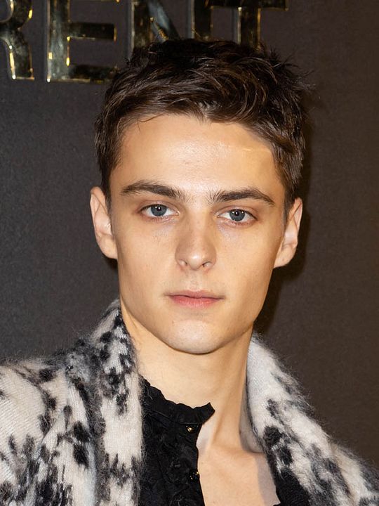 Affiche Corey Fogelmanis