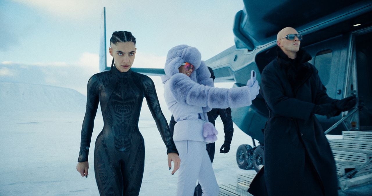 Superman : Photo Nicholas Hoult, Sara Sampaio, Maria Gabriela de Faría