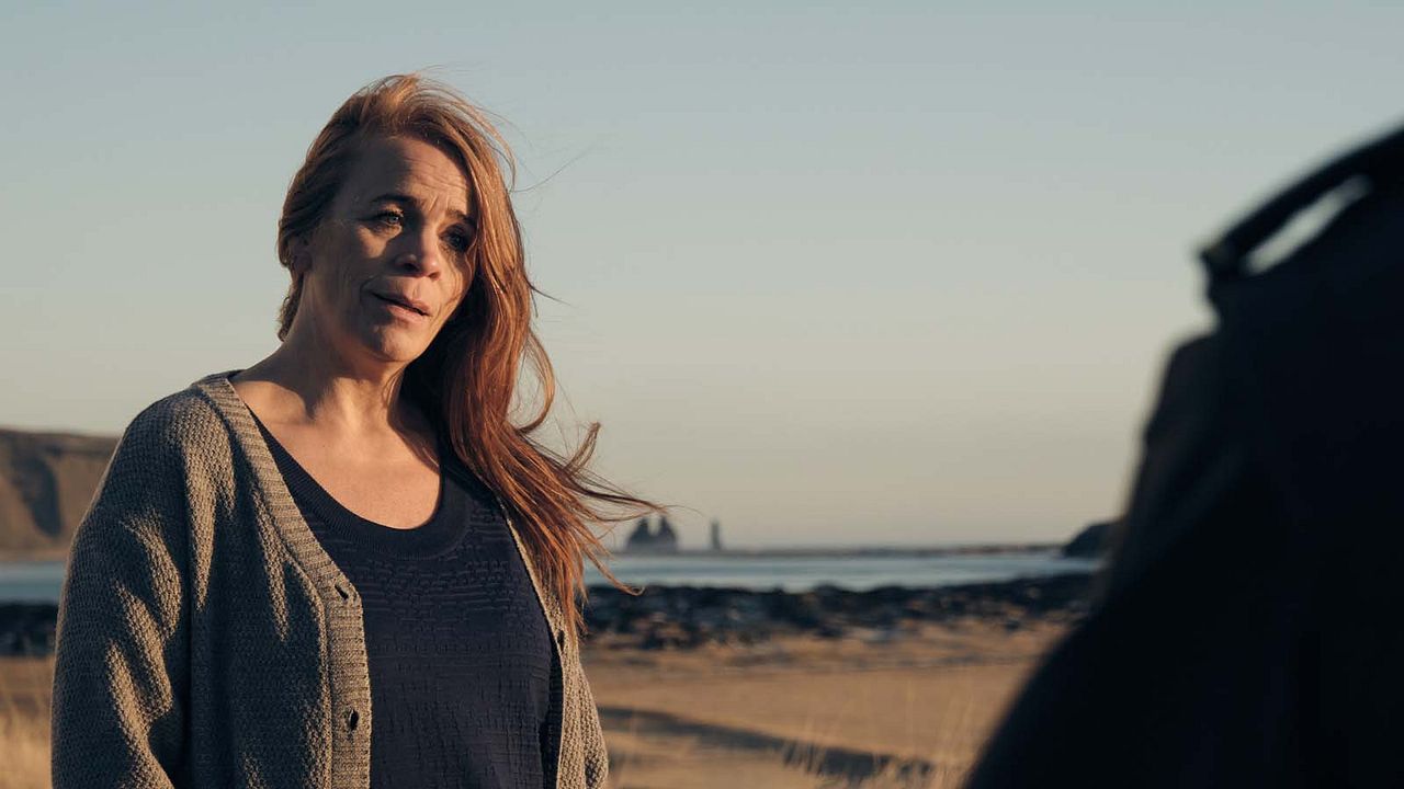 Black Sands : Photo Solveig Arnarsdottir