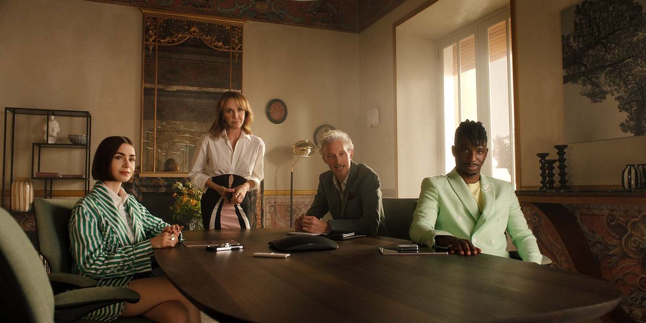 Emily in Paris : Photo Samuel Arnold, Philippine Leroy-Beaulieu, Lily Collins, Bruno Gouery