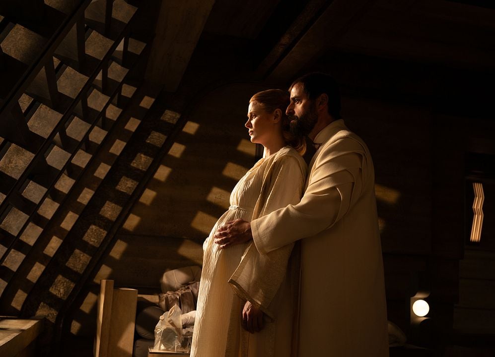 Supergirl : Photo Emily Beecham, David Krumholtz