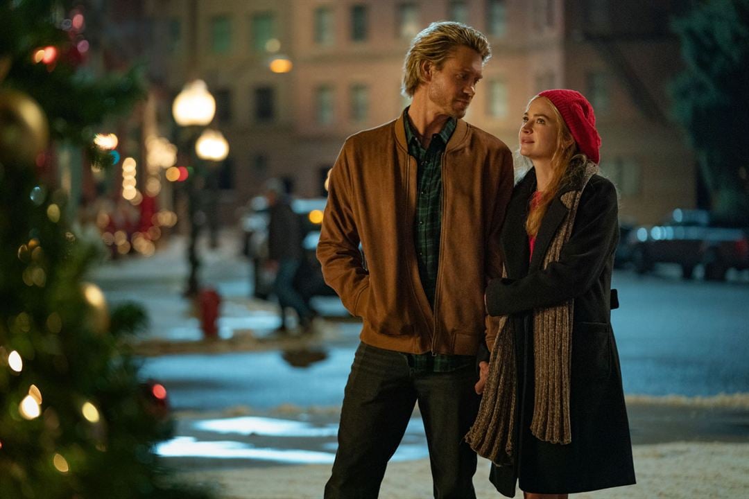 The Merry Gentlemen : Photo Britt Robertson, Chad Michael Murray