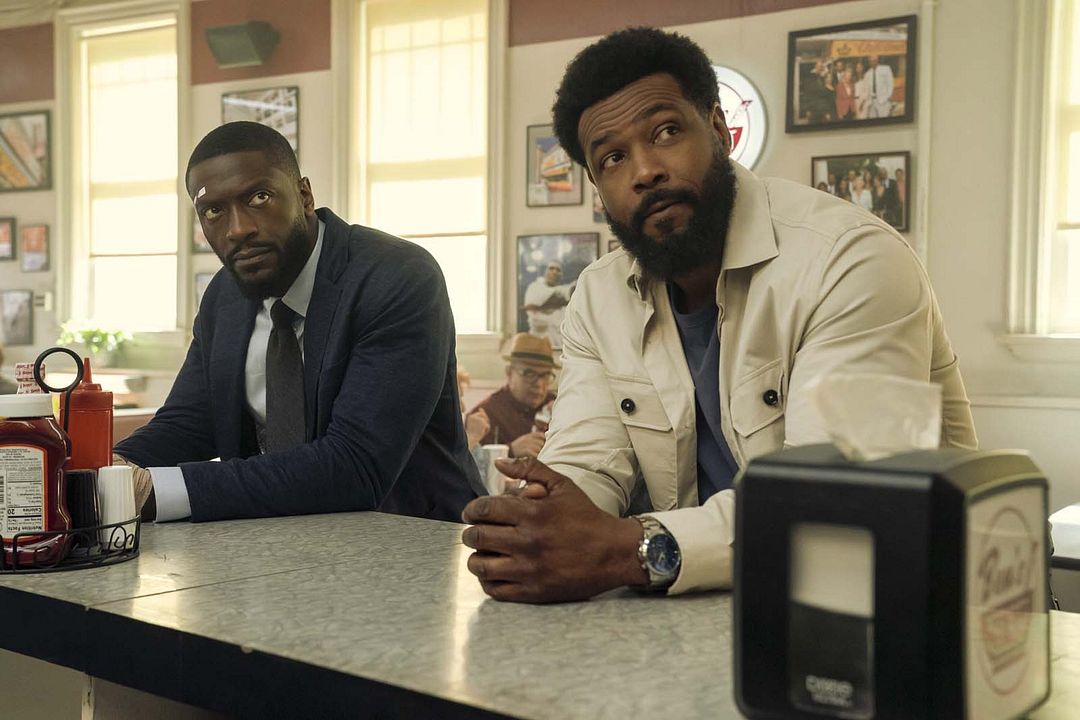 Photo Aldis Hodge, Isaiah Mustafa