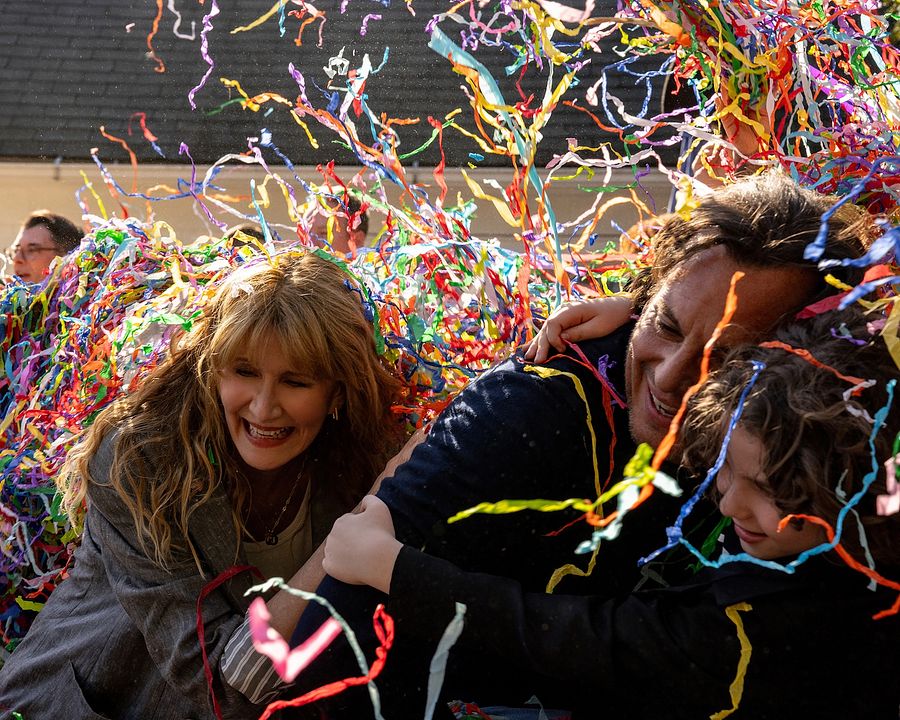 Is This Thing On? : Photo Calvin Knegten, Laura Dern, Will Arnett
