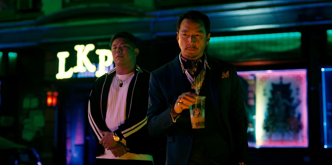 Back to Business : Photo Daniel Wu, Yoko Hamamura