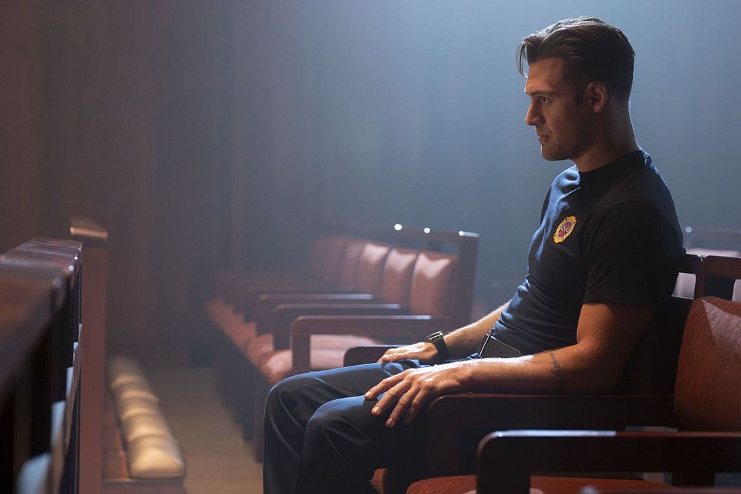 9-1-1 : Photo Ryan Guzman
