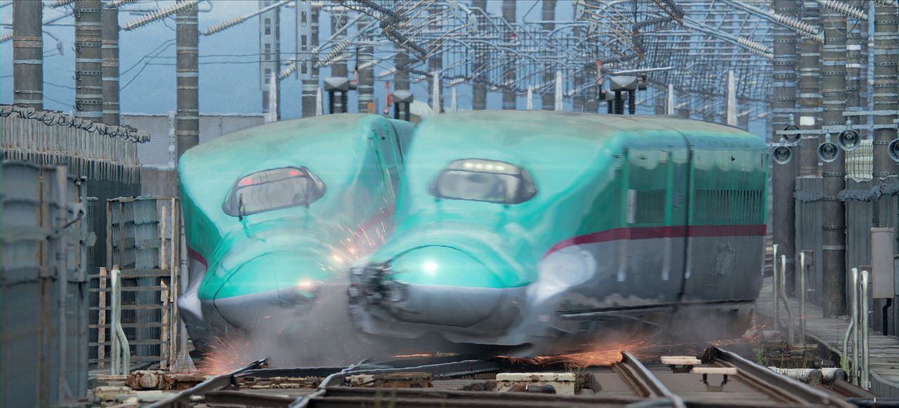 Bullet Train Explosion : Photo