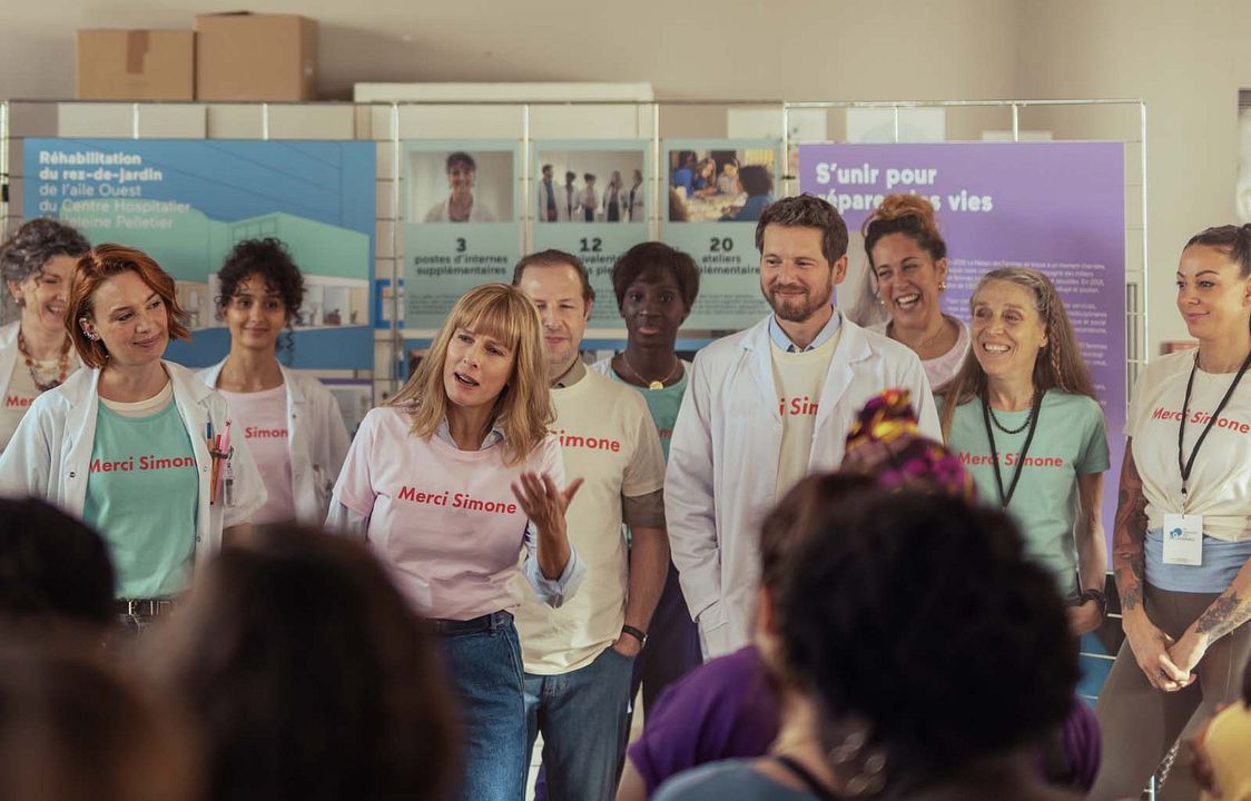 La Maison des femmes : Photo Oulaya Amamra, Eye Haïdara, Pierre Deladonchamps, Laetitia Dosch, Karin Viard, Alexandra Roth