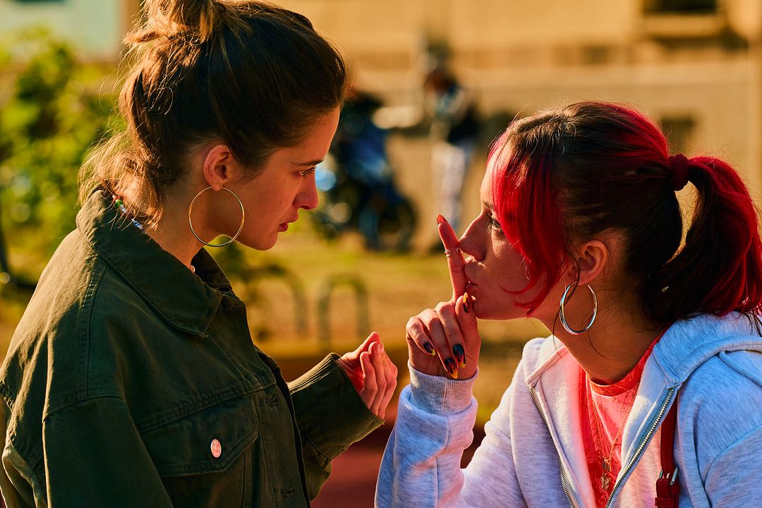 Les Lionnes : Photo Rebecca Marder, Zoé Marchal