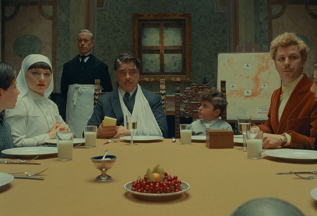 The Phoenician Scheme : Photo Michael Cera, Benicio Del Toro, Mia Threapleton