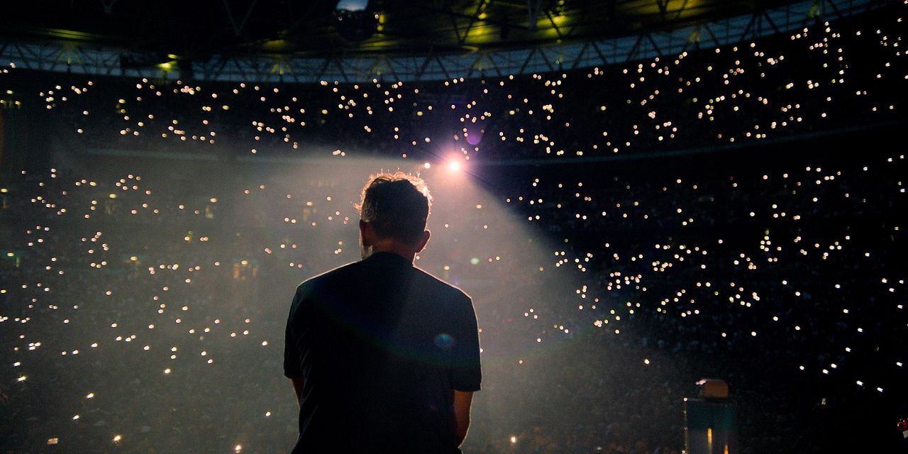 blur: Live At Wembley Stadium : Photo