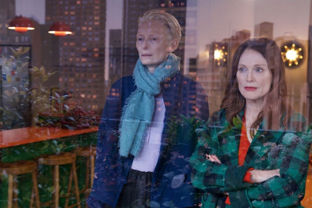 La Chambre d’à côté : Photo Julianne Moore, Tilda Swinton