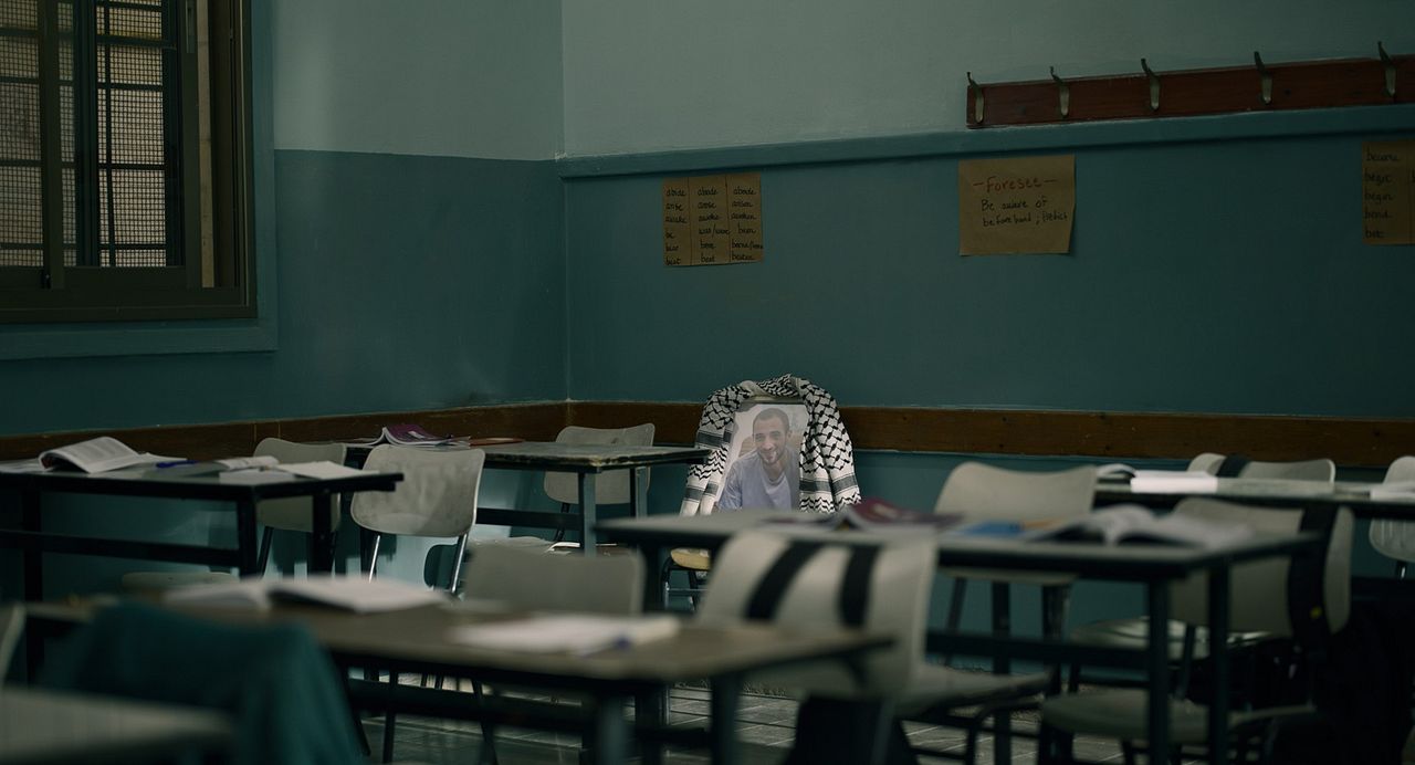 The Teacher : Photo