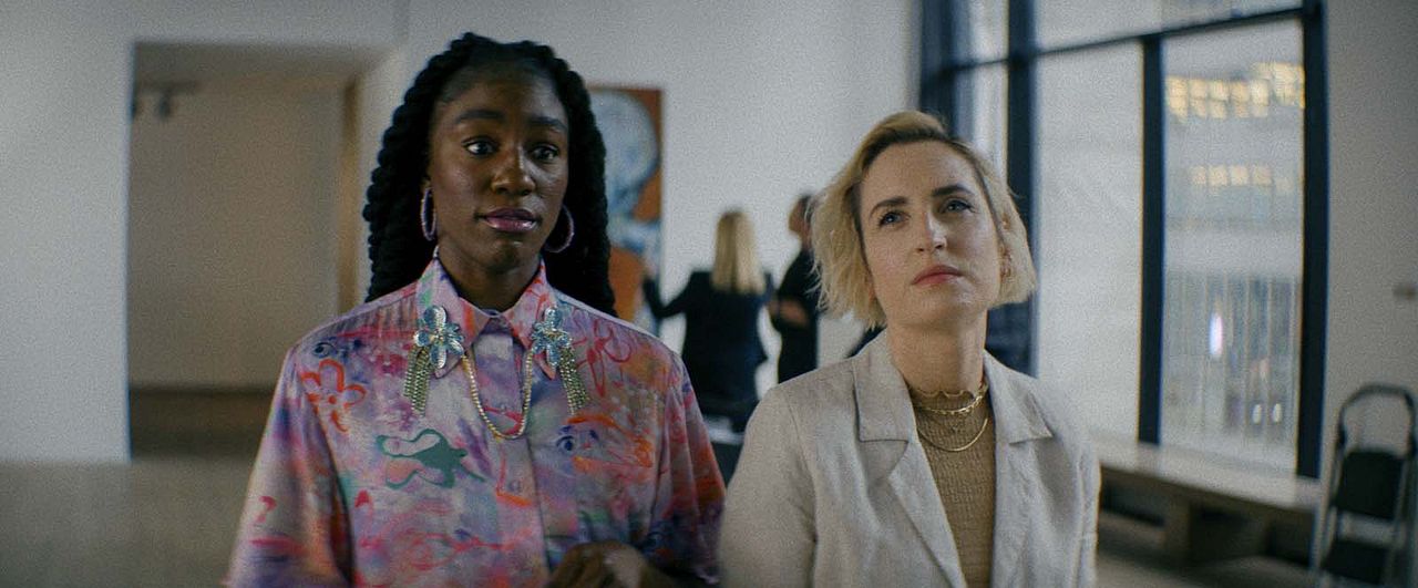 Slip : Photo Zoe Lister-Jones, Tymika Tafari