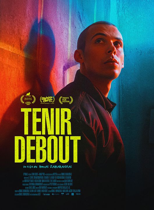 Tenir debout : Affiche