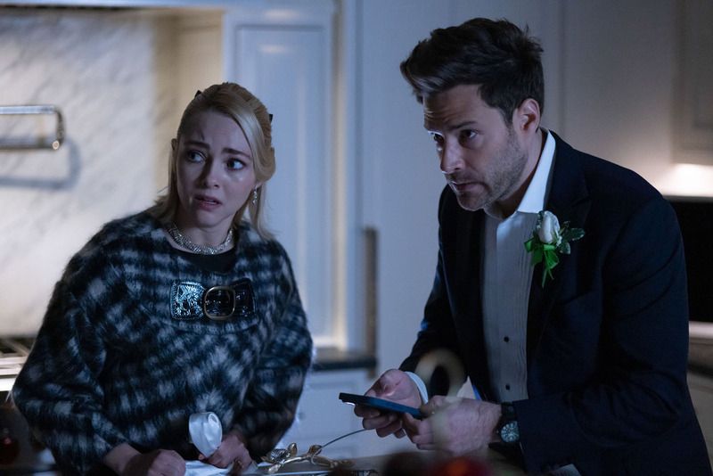 Murder Society : Photo Ben Rappaport, AnnaSophia Robb