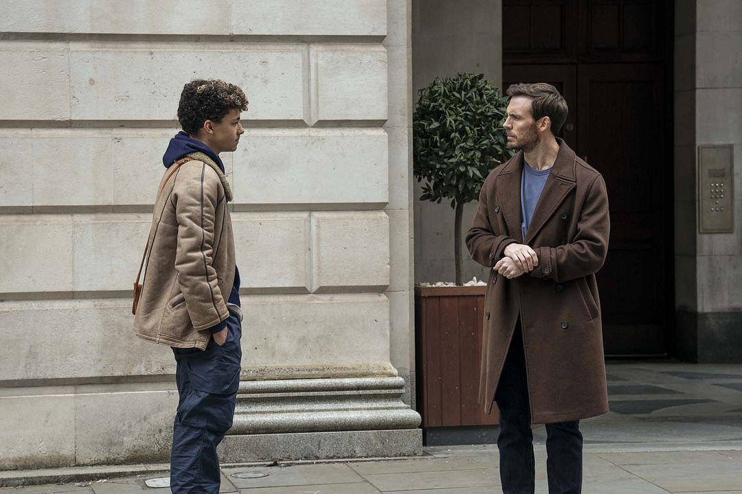 Lazarus : Photo Sam Claflin