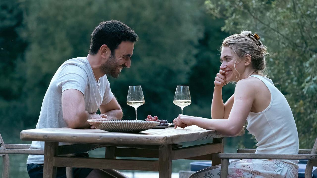 All Of You : Photo Imogen Poots, Brett Goldstein (II)