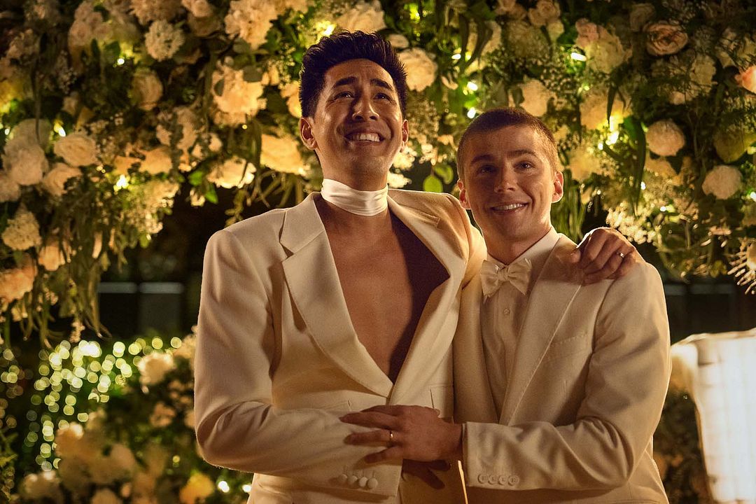 People We Meet On Vacation : Photo Tommy Do, Miles Heizer