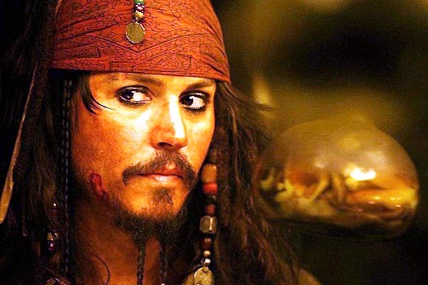 Pirates des Caraïbes : le Secret du Coffre Maudit : Photo Johnny Depp