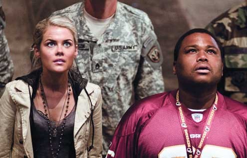 Transformers : Photo Rachael Taylor, Michael Bay, Anthony Anderson