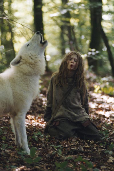 Survivre avec les loups : Photo Véra Belmont, Mathilde Goffart