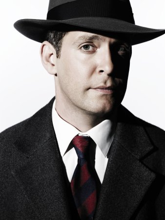 Photo Tom Hollander