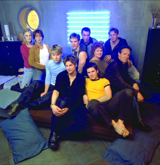 Photo Peter Paige, Randy Harrison, Jack Wetherall, Sharon Gless, Hal Sparks, Gale Harold, Chris Potter, Scott Lowell, Michelle Clunie, Thea Gill