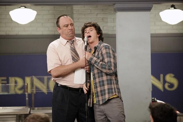 The Middle : Photo Charlie McDermott, Christopher Draga